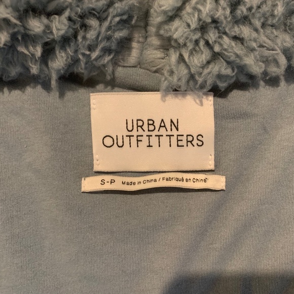 Urban Outfitters sherpa coat - Picture 4 of 5